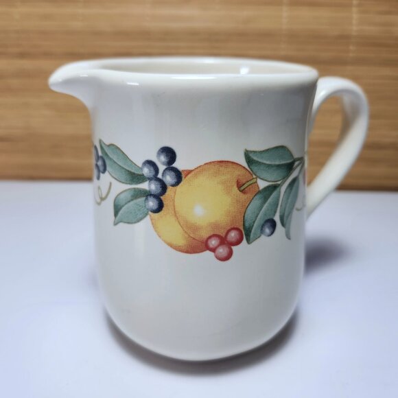 Corelle Abundance Creamer Vintage Fruit and Leaves Cream Colour - Picture 1 of 7